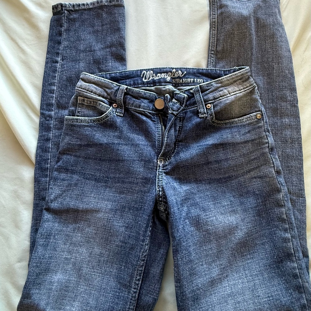 Wrangler Women's Classic Straight Leg Blue Jeans